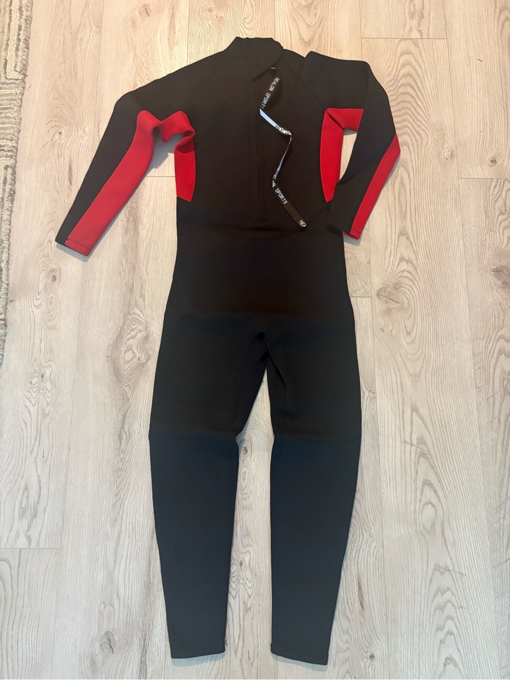 REALON XXL youth full size wetsuit NWT